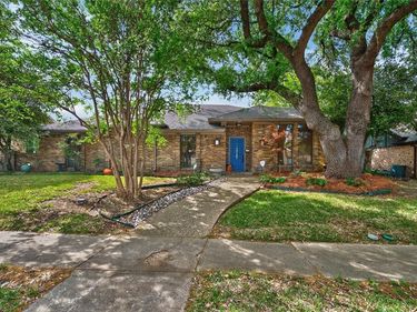 10128 Cimmaron Trail, Dallas, TX 75243