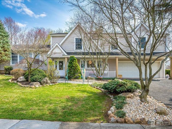 9 Colburn Road, East Brunswick, NJ 08816