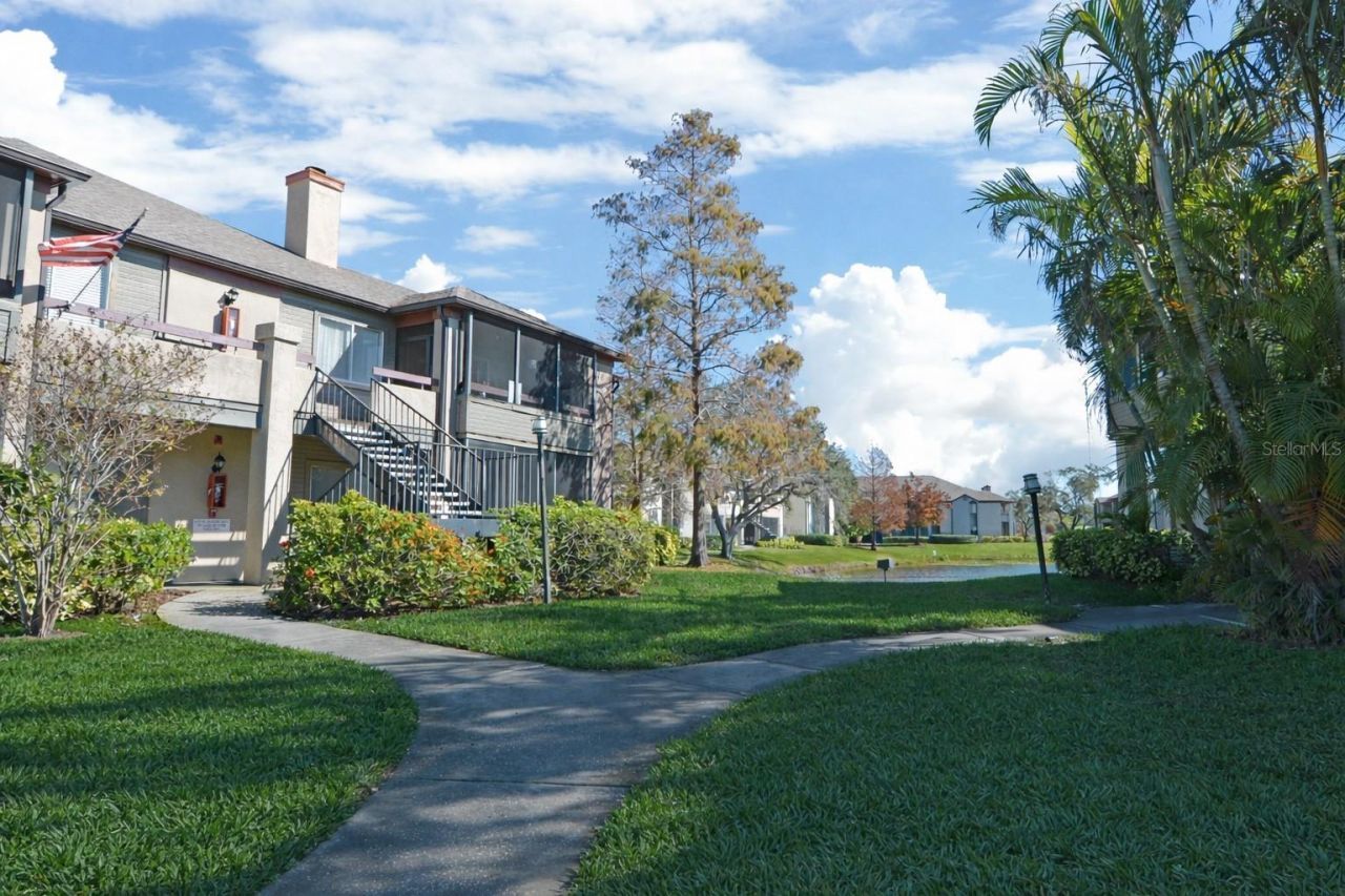 10265 Gandy Boulevard N, Unit 1707, Saint Petersburg, FL 33702 Photo