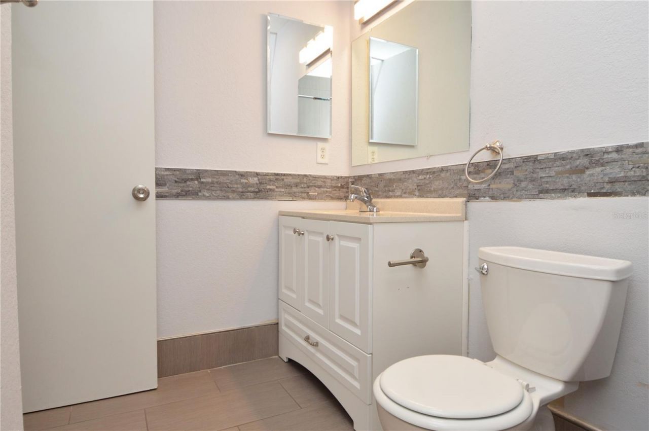 10265 Gandy Boulevard N, Unit 1707, Saint Petersburg, FL 33702 Photo