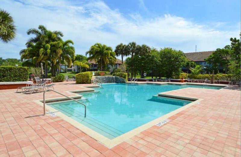 10265 Gandy Boulevard N, Unit 1707, Saint Petersburg, FL 33702 Photo