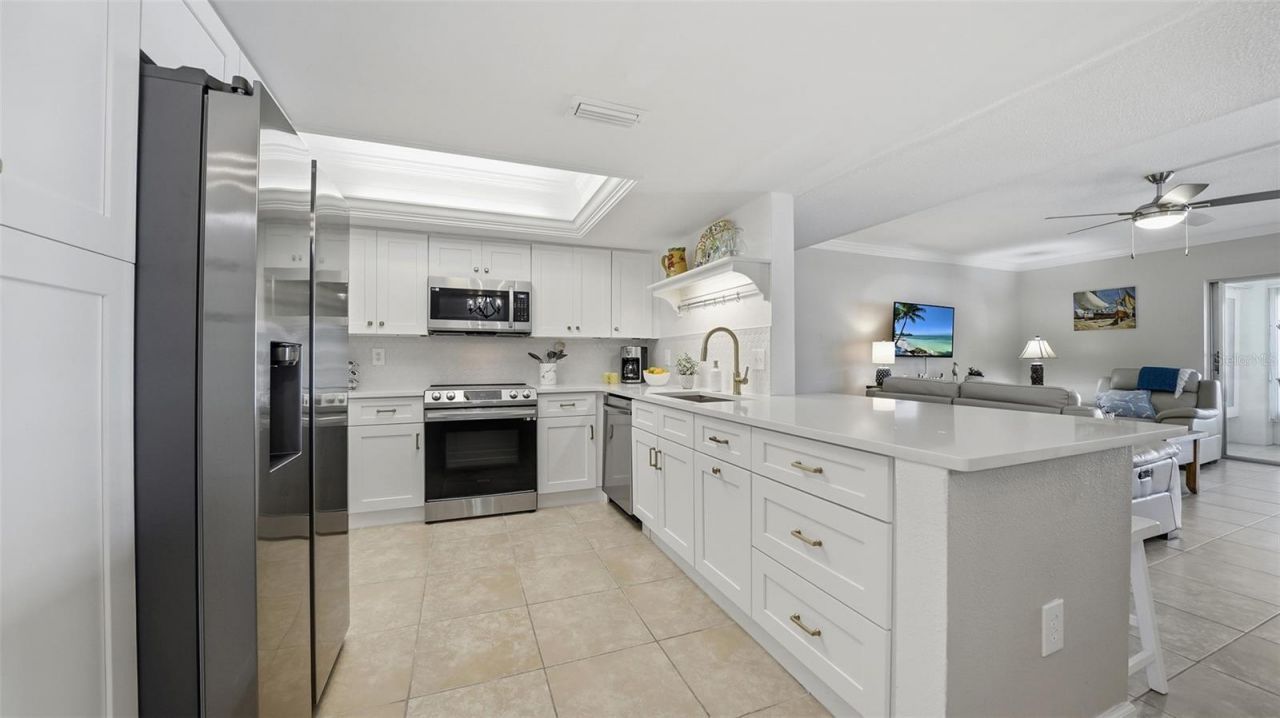 199 Whispering Sands Drive, Unit 204, Sarasota, FL 34242 Photo