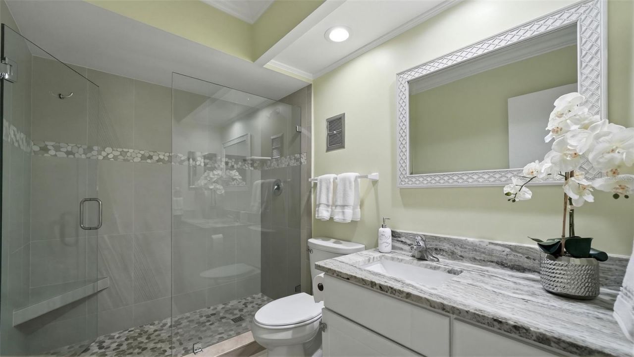 199 Whispering Sands Drive, Unit 204, Sarasota, FL 34242 Photo