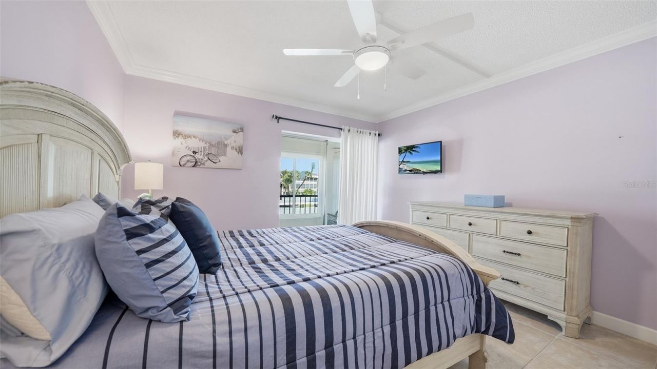 199 Whispering Sands Drive, Unit 204, Sarasota, FL 34242 Photo