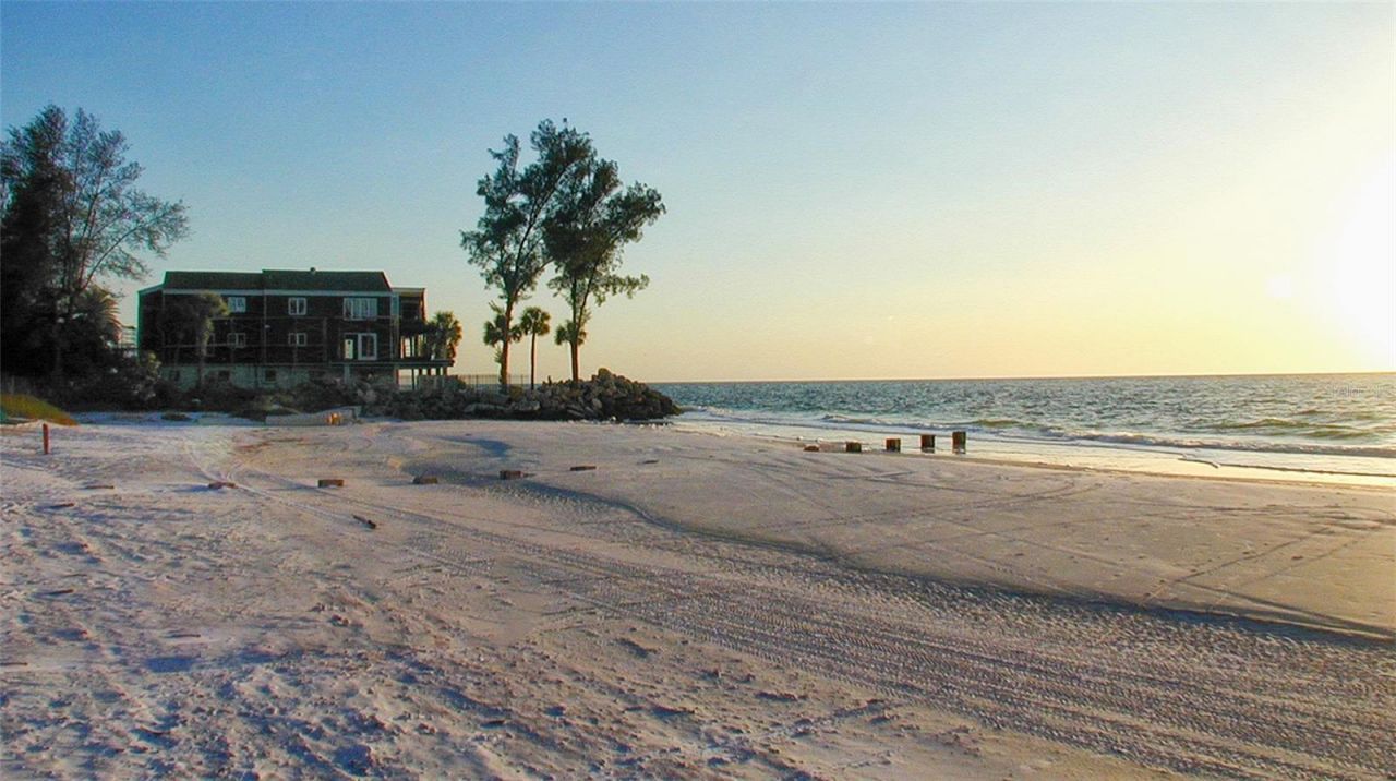 199 Whispering Sands Drive, Unit 204, Sarasota, FL 34242 Photo