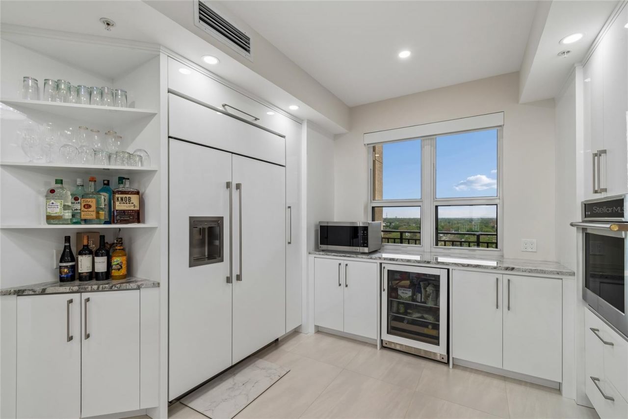 5823 Bowen Daniel Drive, Unit 1103, Tampa, FL 33616 Photo