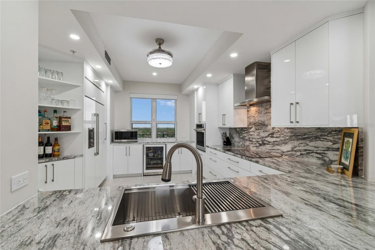 5823 Bowen Daniel Drive, Unit 1103, Tampa, FL 33616 Photo