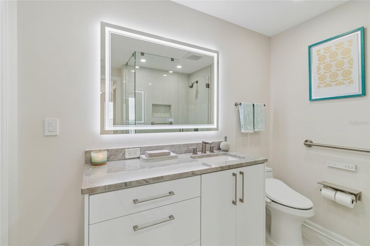 5823 Bowen Daniel Drive, Unit 1103, Tampa, FL 33616 Photo