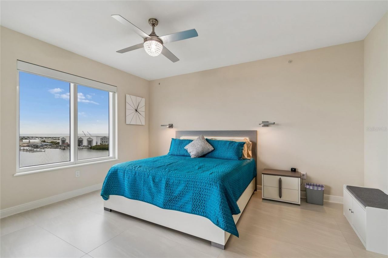 5823 Bowen Daniel Drive, Unit 1103, Tampa, FL 33616 Photo