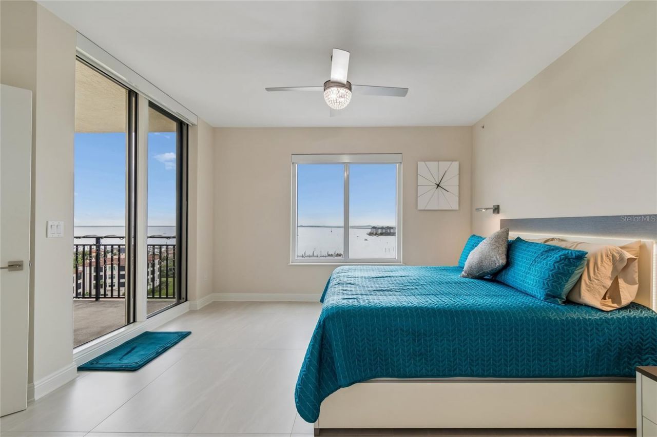 5823 Bowen Daniel Drive, Unit 1103, Tampa, FL 33616 Photo