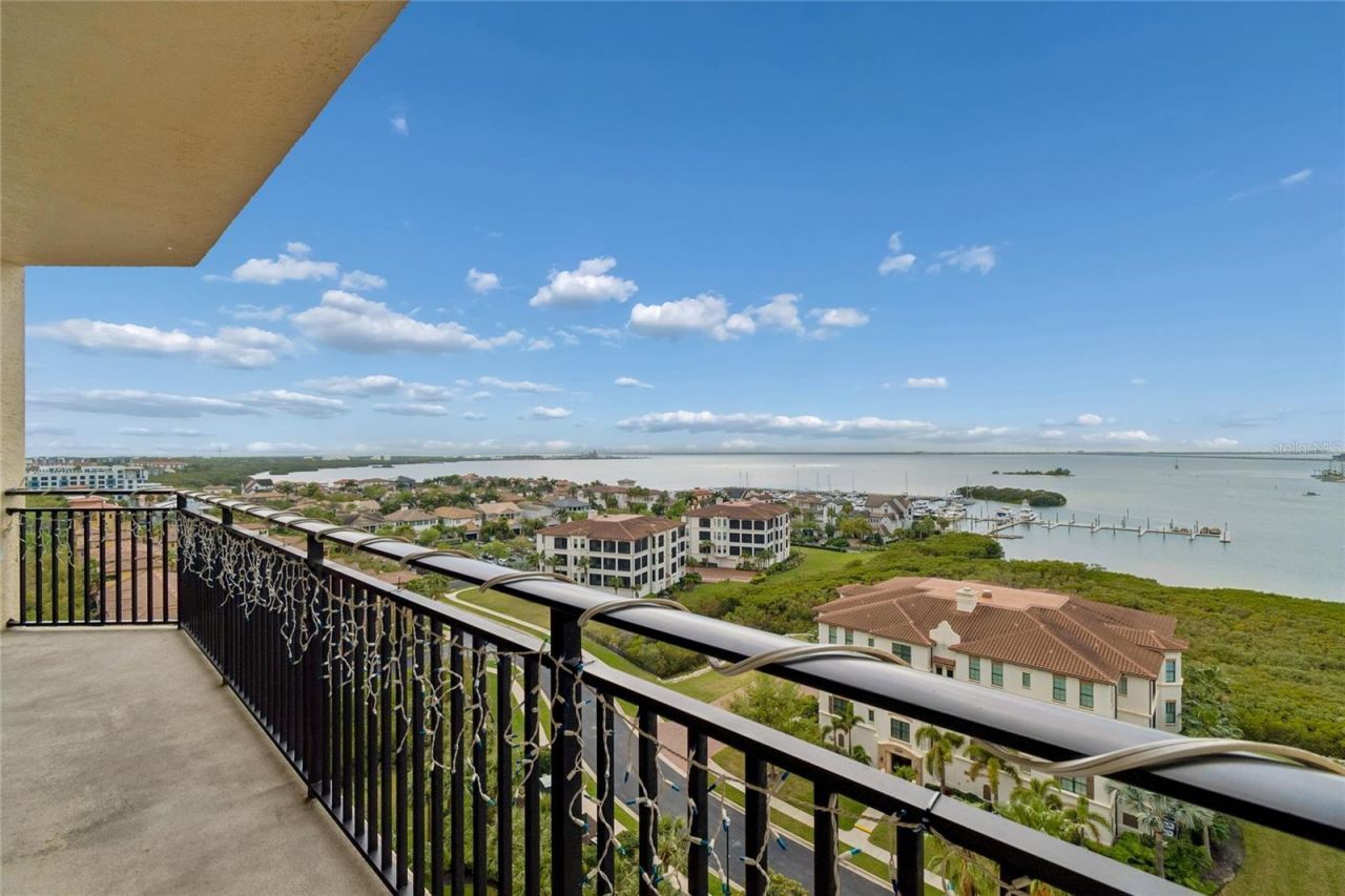 5823 Bowen Daniel Drive, Unit 1103, Tampa, FL 33616 Photo