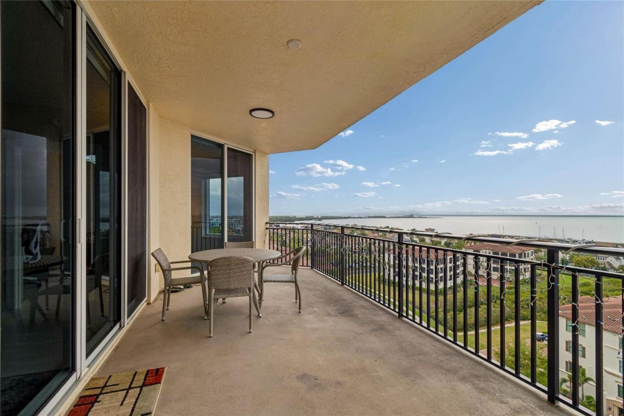 5823 Bowen Daniel Drive, Unit 1103, Tampa, FL 33616 Photo