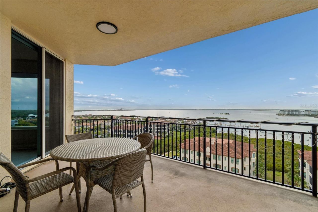 5823 Bowen Daniel Drive, Unit 1103, Tampa, FL 33616 Photo