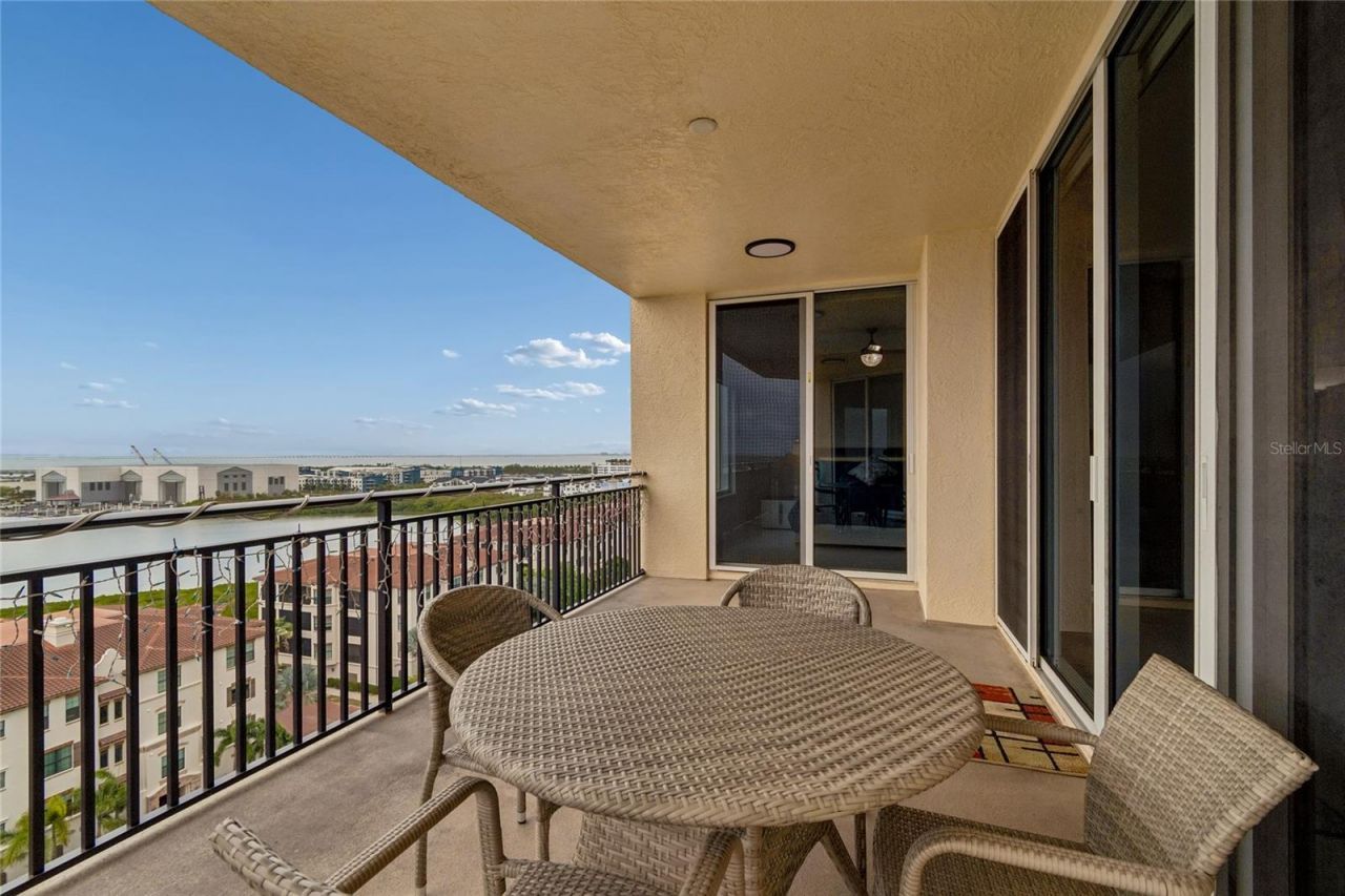 5823 Bowen Daniel Drive, Unit 1103, Tampa, FL 33616 Photo