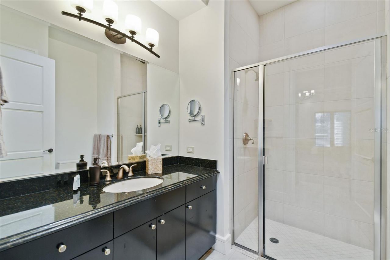 5823 Bowen Daniel Drive, Unit 1103, Tampa, FL 33616 Photo