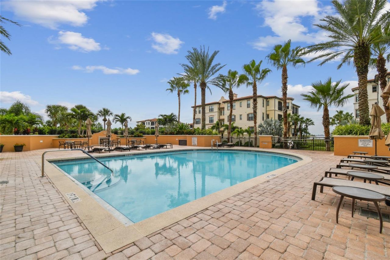 5823 Bowen Daniel Drive, Unit 1103, Tampa, FL 33616 Photo