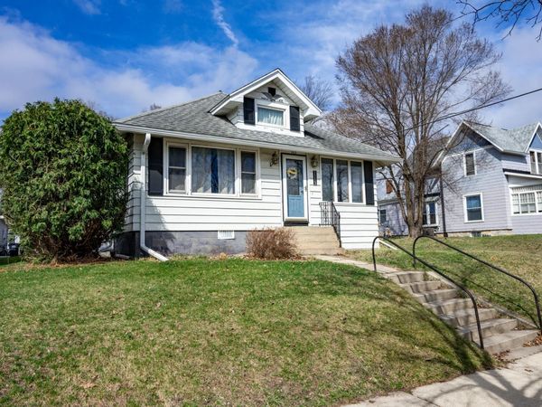 1113 Oak Avenue, Tomah, WI 54660