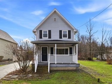 6373 Center Street, Lake View, NY 14085