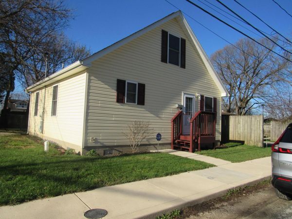 153 E Water Street , Circleville, OH 43113