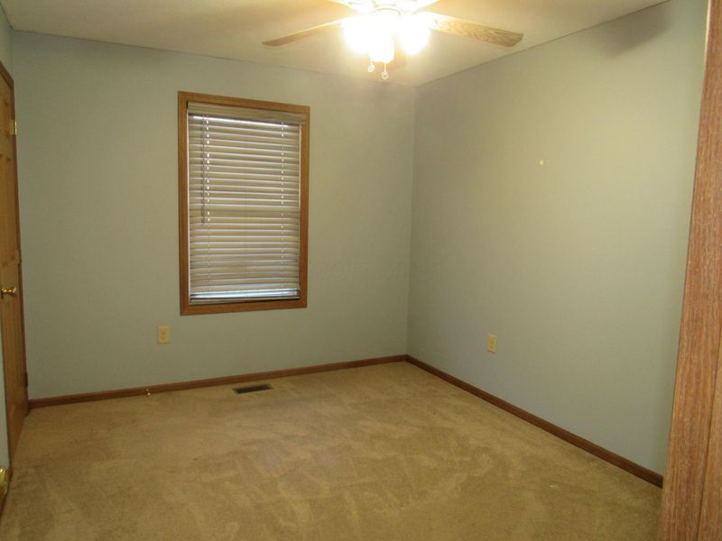 153 E Water Street , Circleville, OH 43113 Photo 9