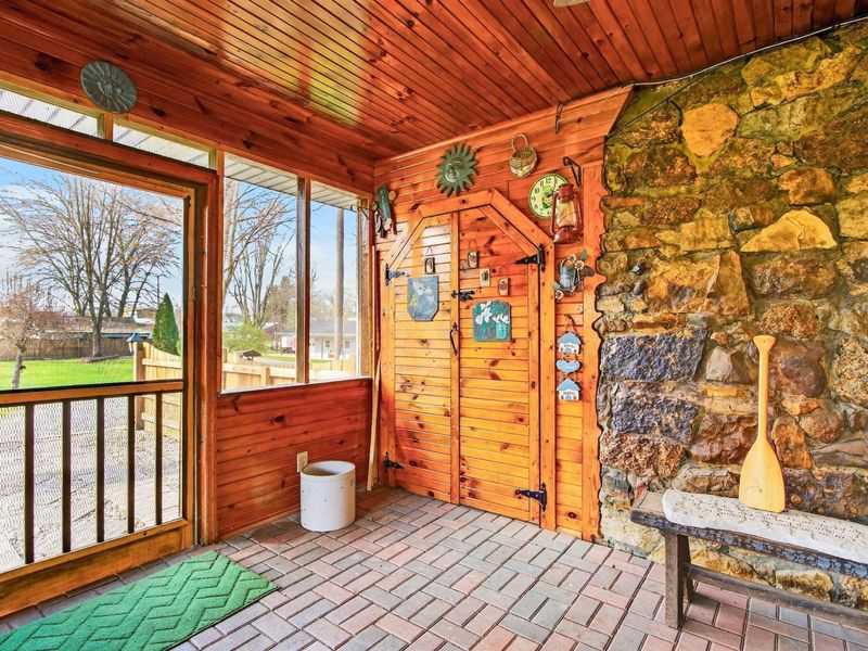 306 Outlot Street, McArthur, OH 45651 Photo 12