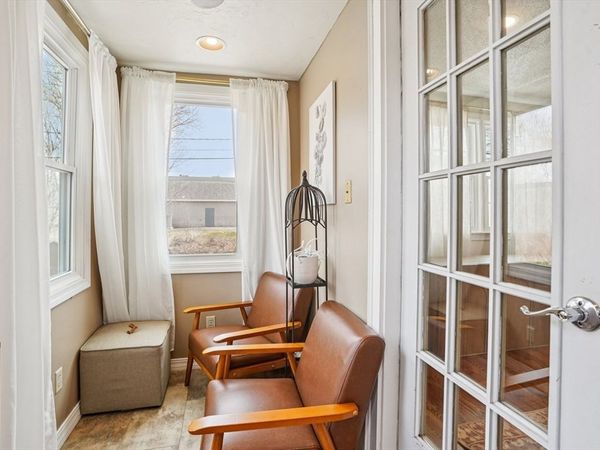 16 Middlesex St, Unit 5, Chelmsford, MA 01863