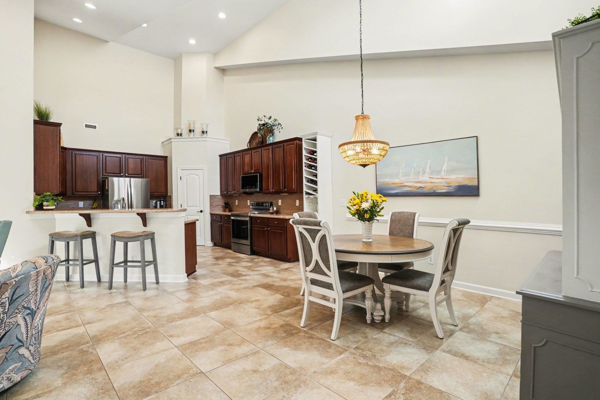 6244 Catalina Dr. Photo 10