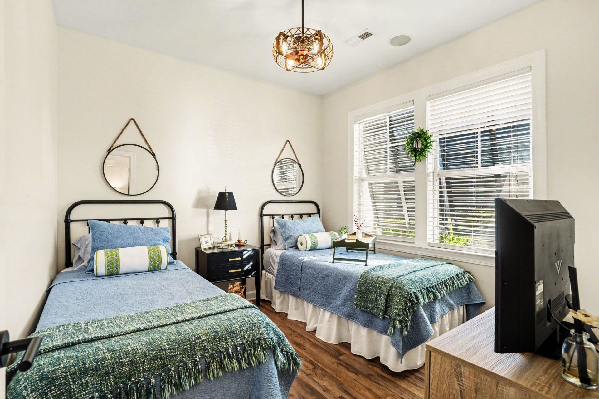 6244 Catalina Dr. Photo 21