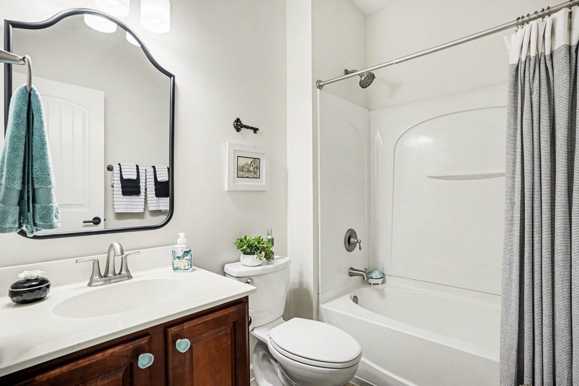 6244 Catalina Dr. Photo 23