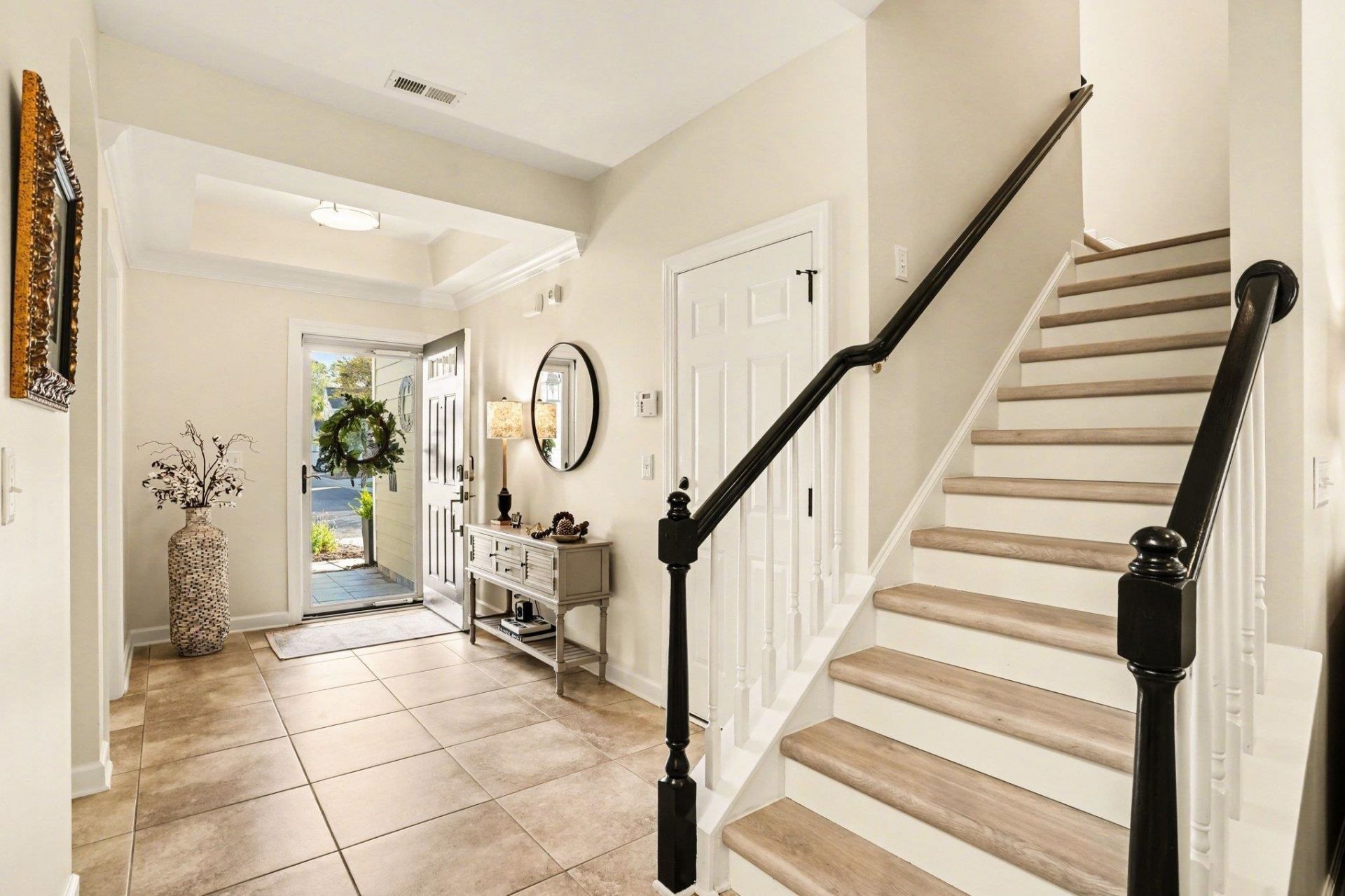 6244 Catalina Dr. Photo 4