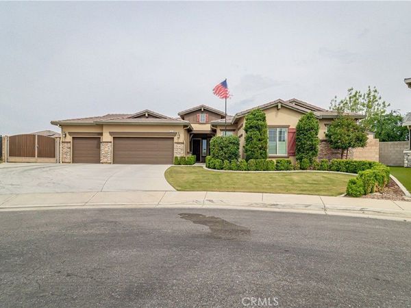 701 Christensen Court, Bakersfield, CA 93314