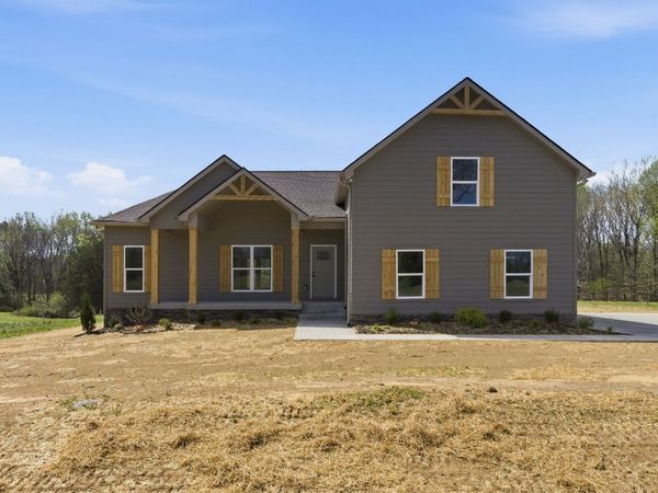 2981 Lights Chapel Rd, Greenbrier, TN 37073