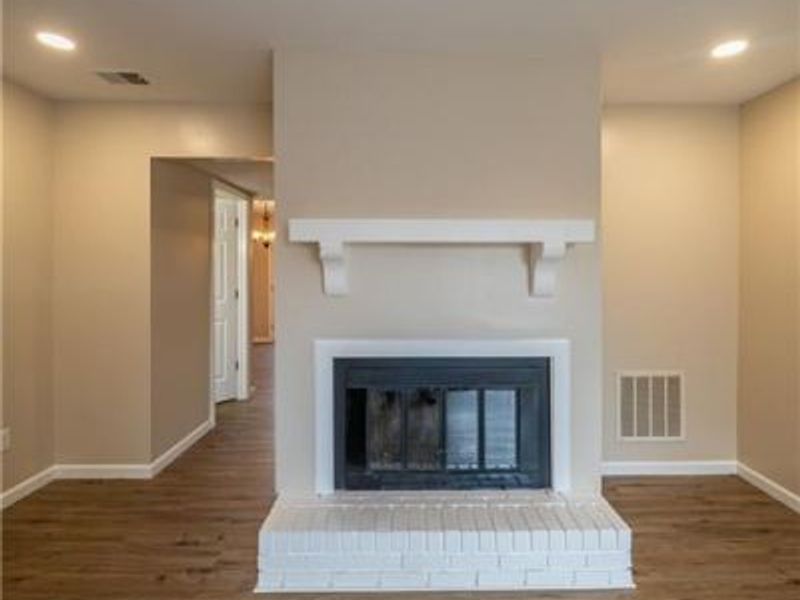 3203 Fantasia Trail, Dayton, OH 45449 Photo 6