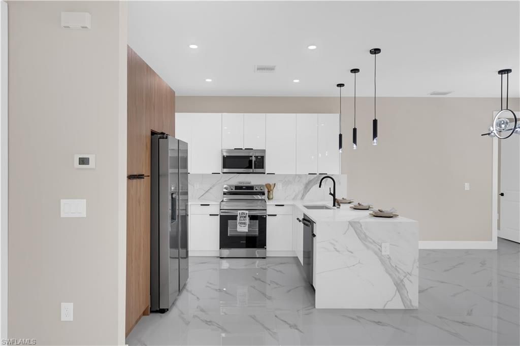 2102 E 13th St , Lehigh Acres, FL 33972 Photo