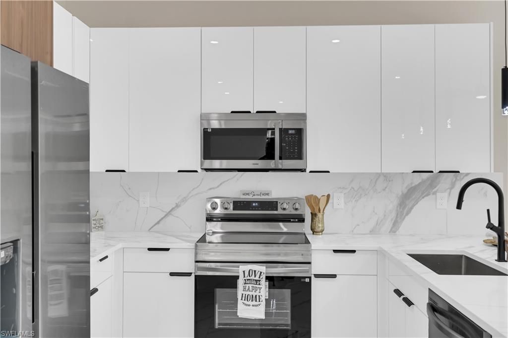 2102 E 13th St , Lehigh Acres, FL 33972 Photo