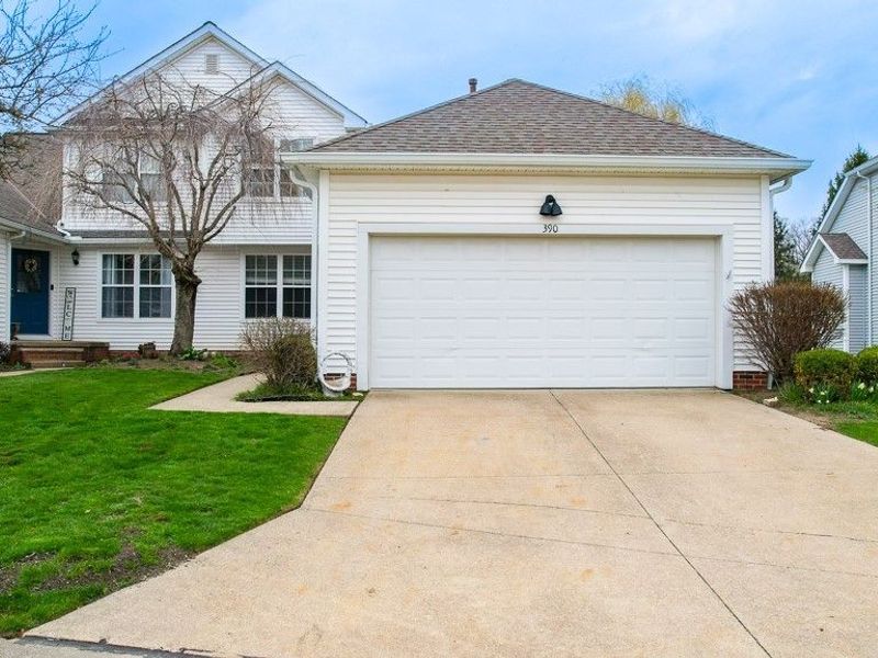 390 Blair Circle , Aurora, OH 44202 Photo 1