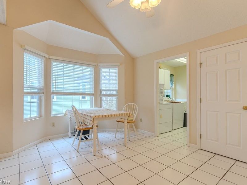390 Blair Circle, Aurora, OH 44202 Photo 11