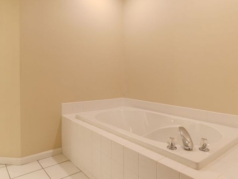 390 Blair Circle, Aurora, OH 44202 Photo 20