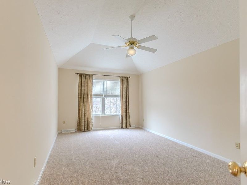 390 Blair Circle , Aurora, OH 44202 Photo 24