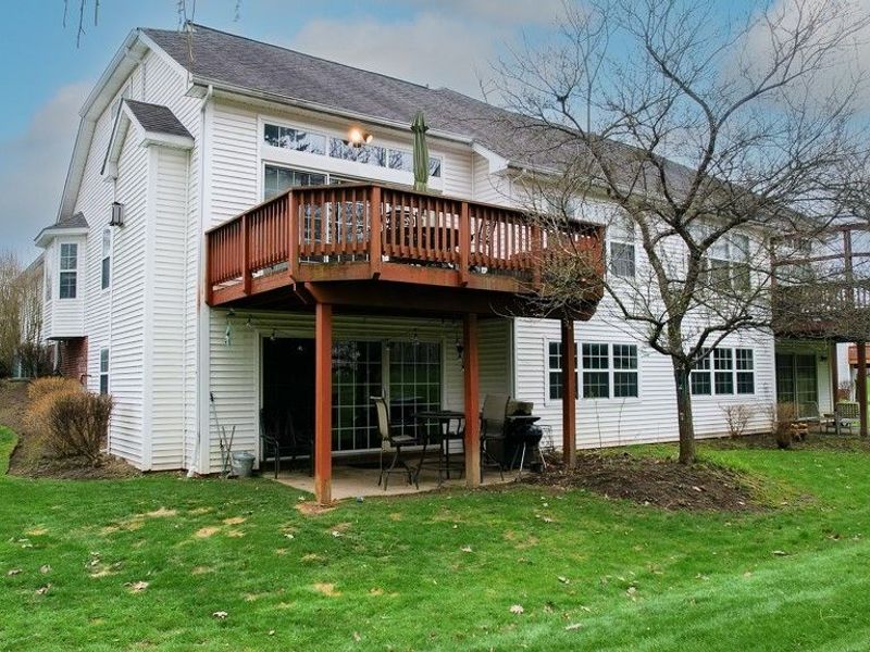 390 Blair Circle, Aurora, OH 44202 Photo 6