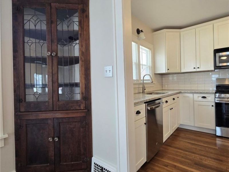 13839 Clifton Boulevard, Unit 2, Lakewood, OH 44107 Photo 14