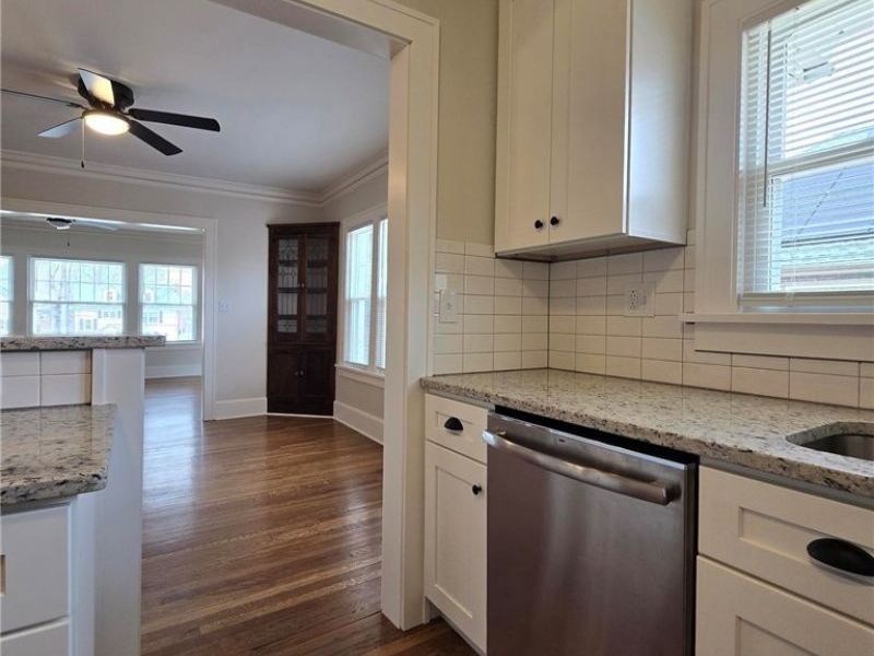 13839 Clifton Boulevard, Unit 2, Lakewood, OH 44107 Photo 18