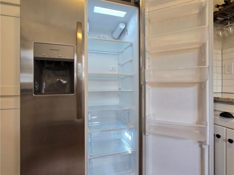 13839 Clifton Boulevard, Unit 2, Lakewood, OH 44107 Photo 23