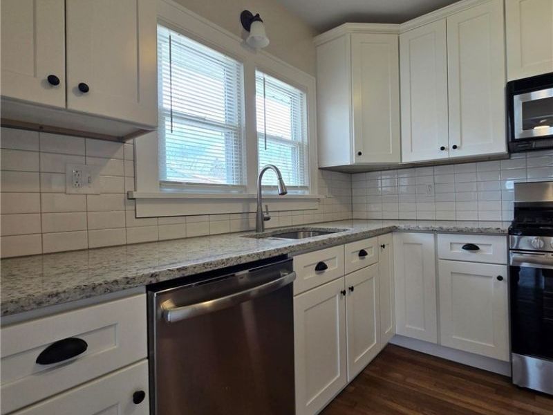 13839 Clifton Boulevard, Unit 2, Lakewood, OH 44107 Photo 27