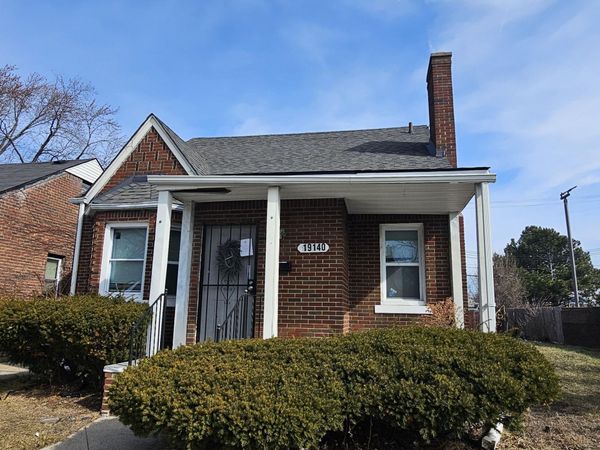 19140 Winthrop Street, Detroit, MI 48235