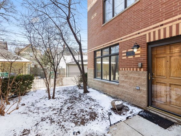 1033 Lincoln Trail , Oak Park, IL 60302