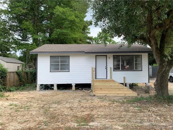 31950 TETANNE Drive, Springfield, LA 70462