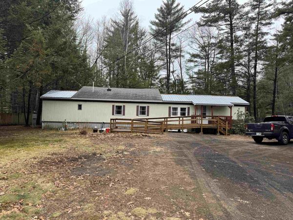 5 Coopers Grove Road, Kingston, NH 03848
