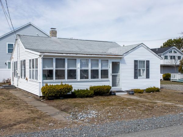 308 Atlantic Avenue, Seabrook, NH 03874