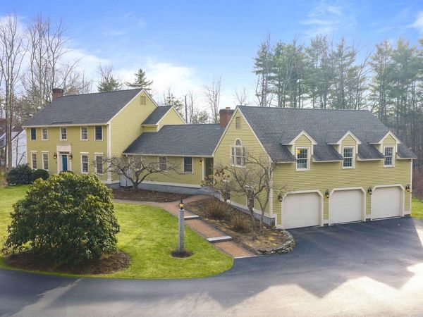 19 Old Milford Road, Amherst, NH 03031